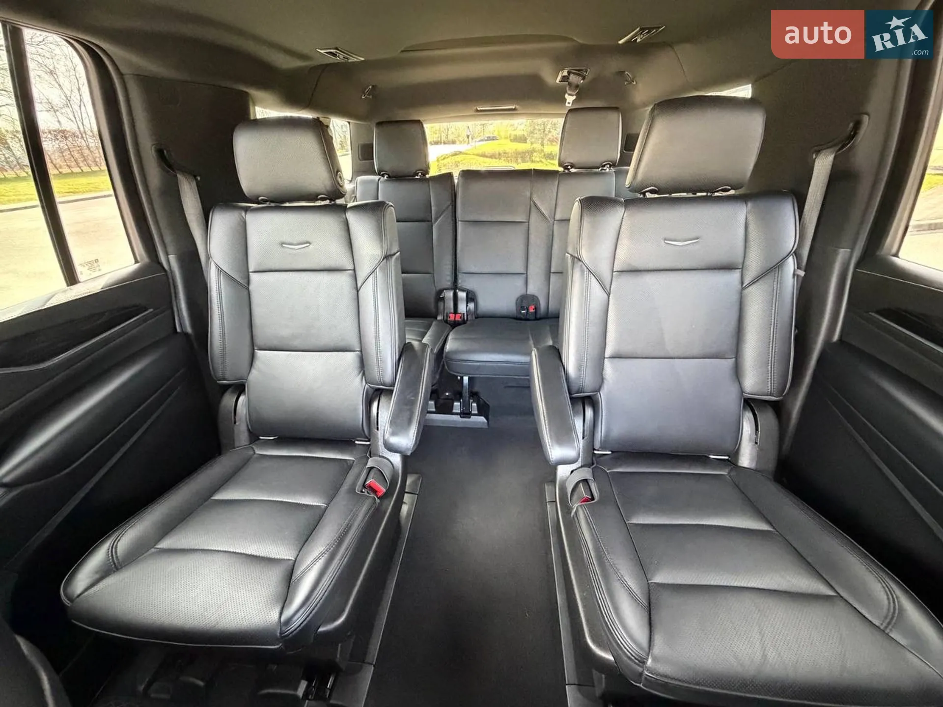 2021 Cadillac Escalade - мініатюра 11