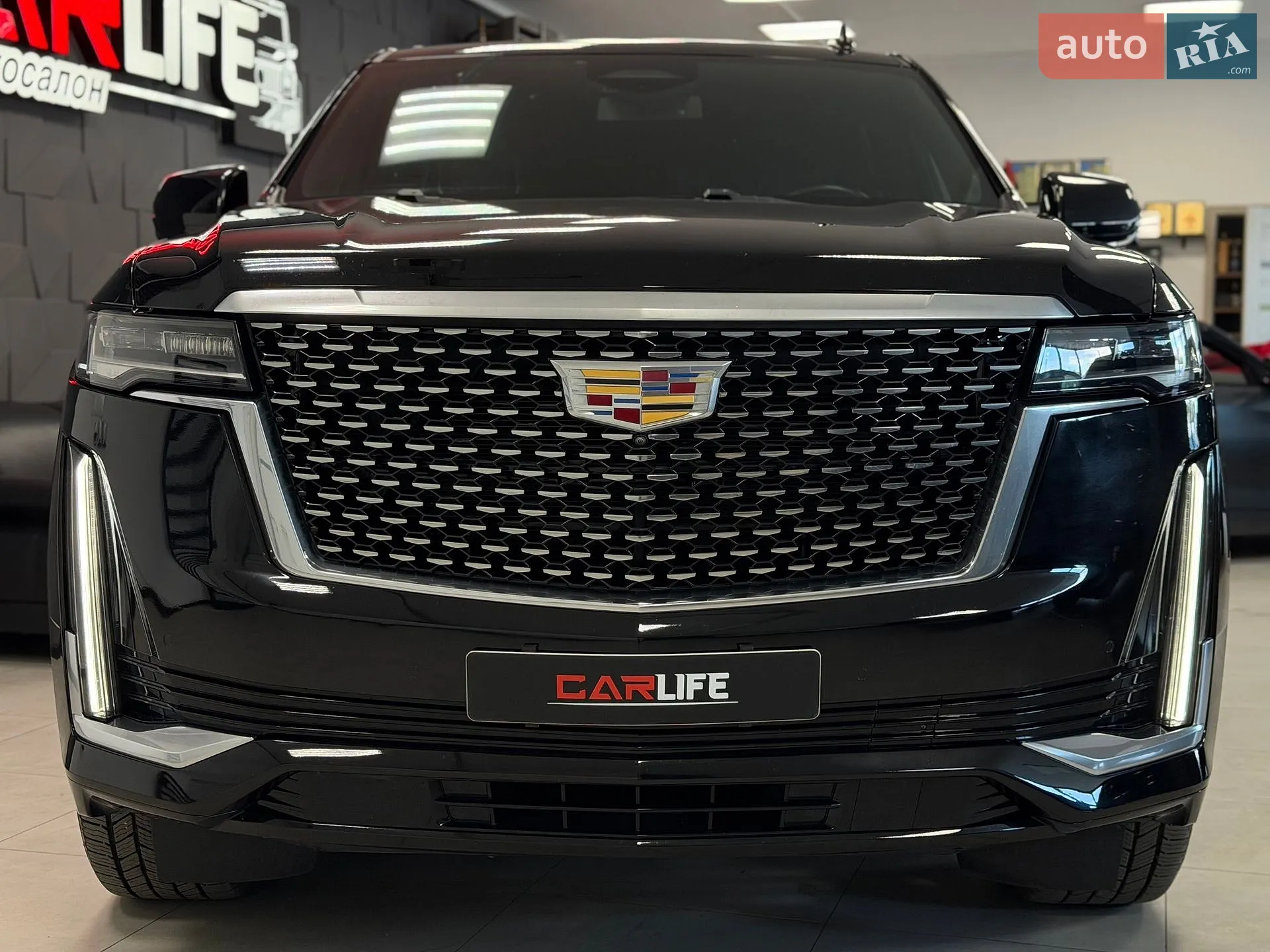 2023 Cadillac Escalade - мініатюра 11