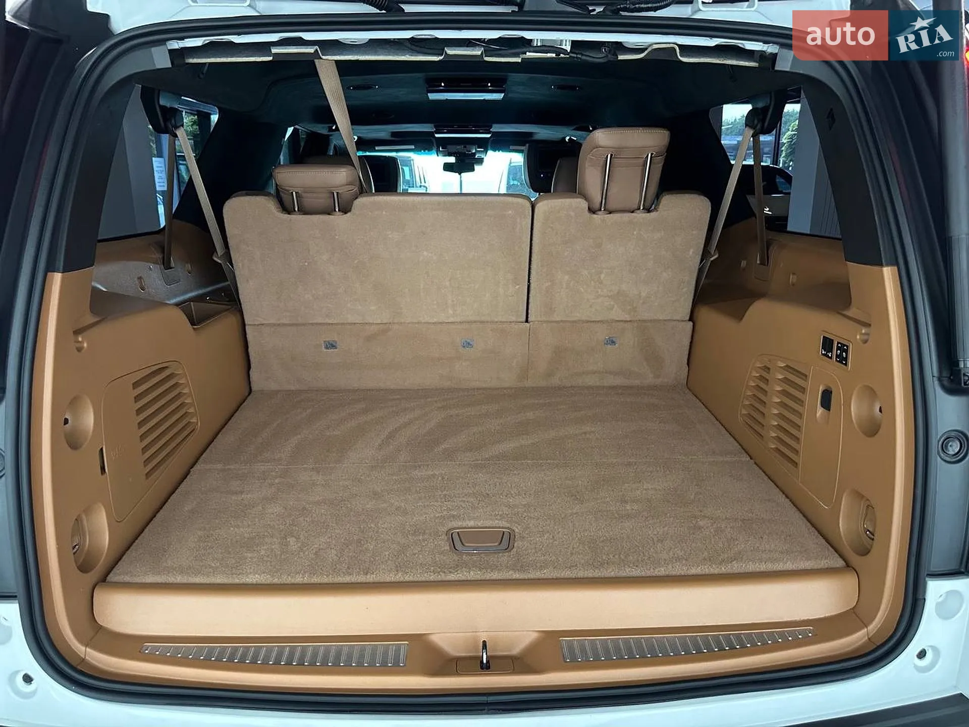 2017 Cadillac Escalade - мініатюра 48