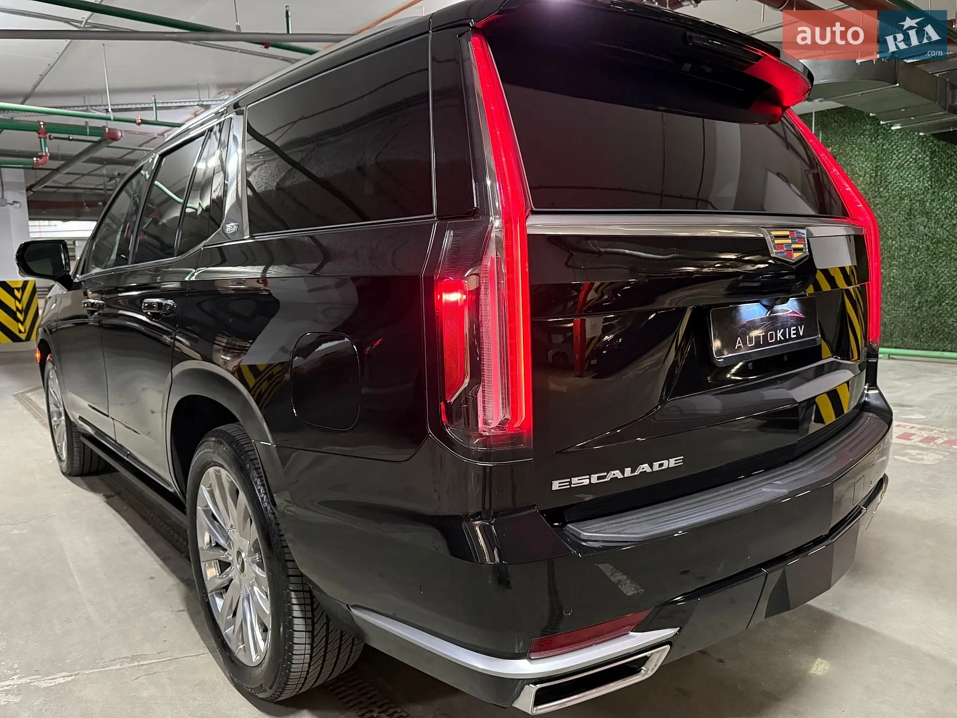 2022 Cadillac Escalade - мініатюра 15
