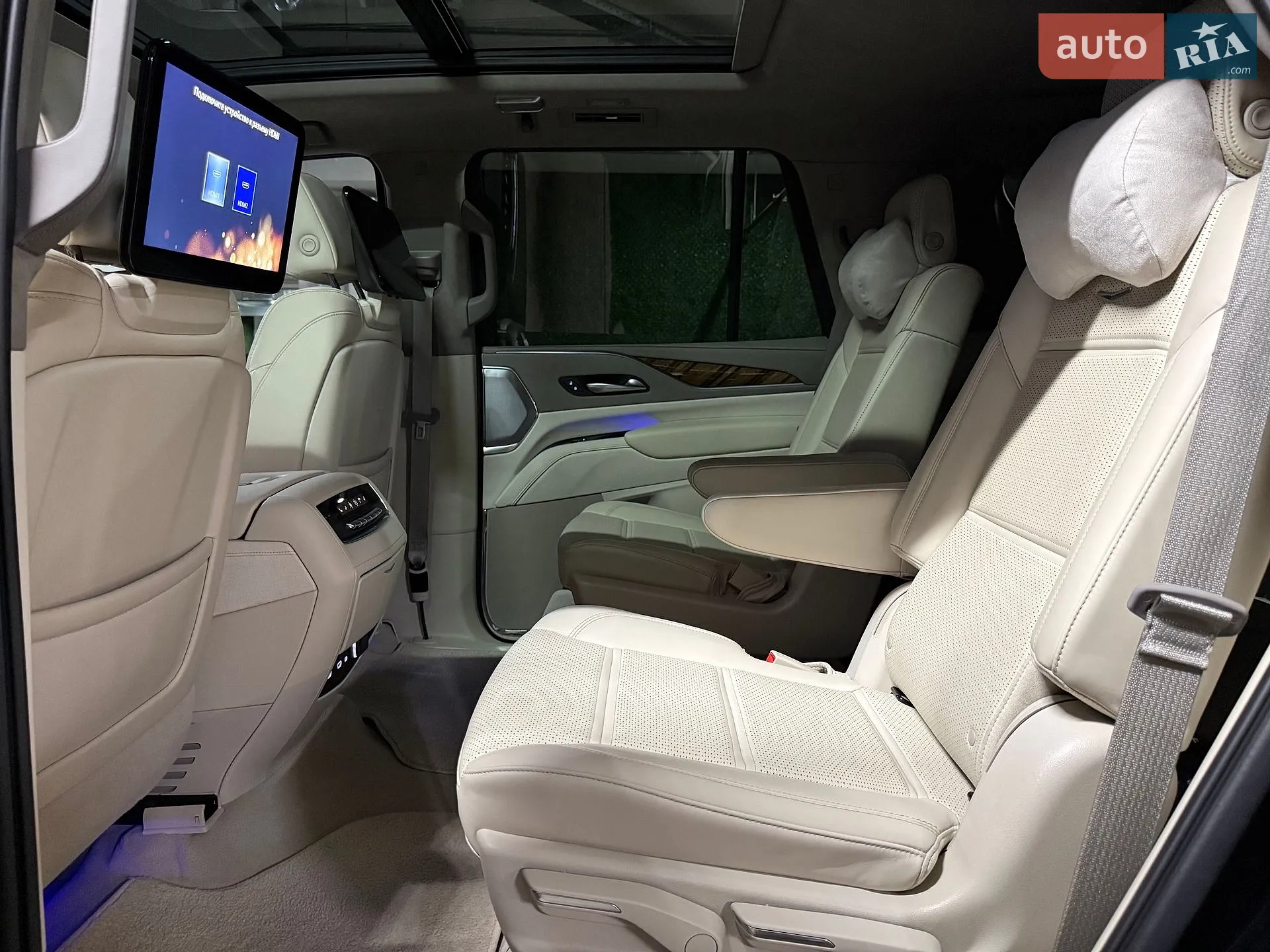 2022 Cadillac Escalade - мініатюра 85
