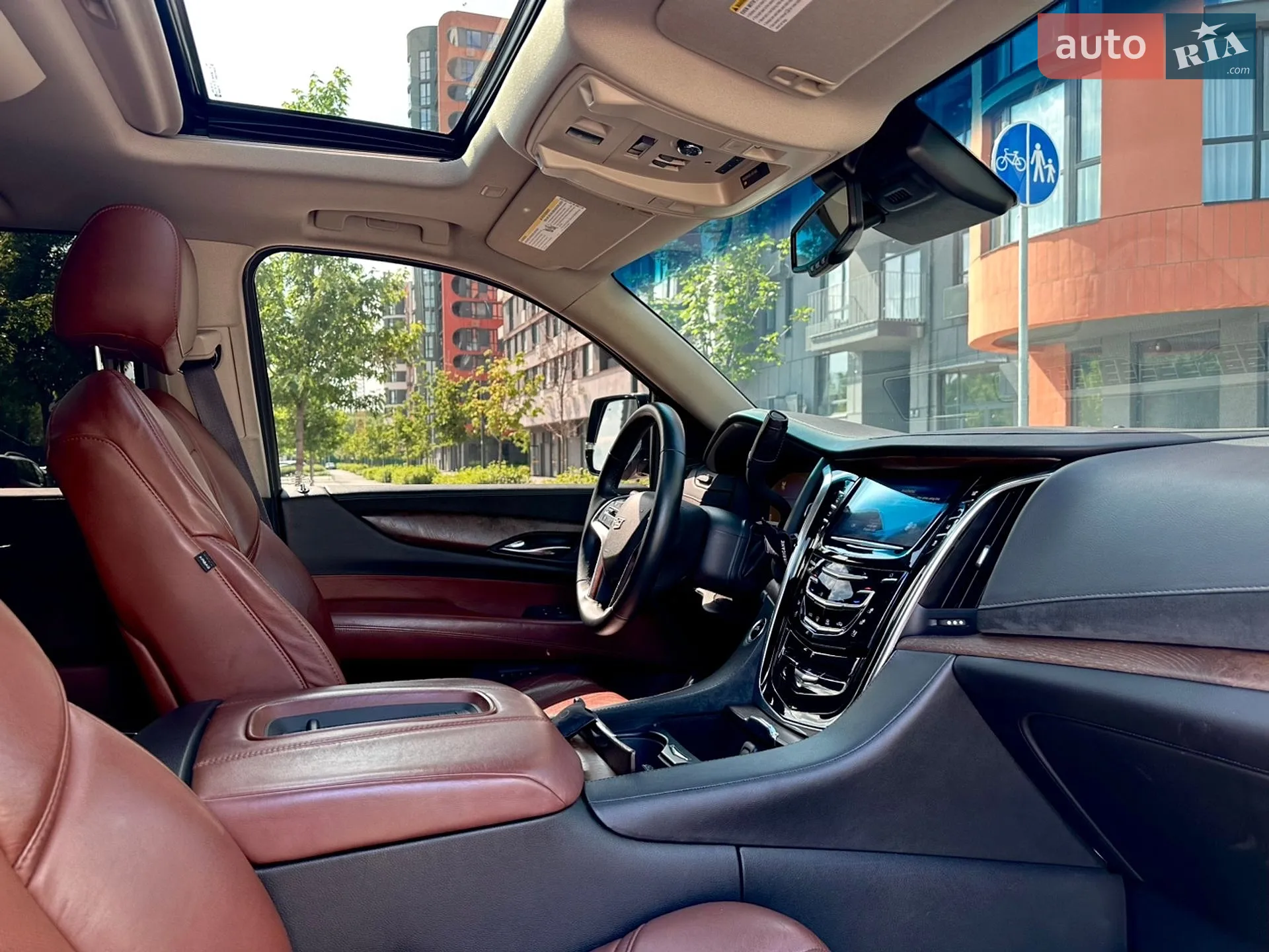 2014 Cadillac Escalade - мініатюра 11