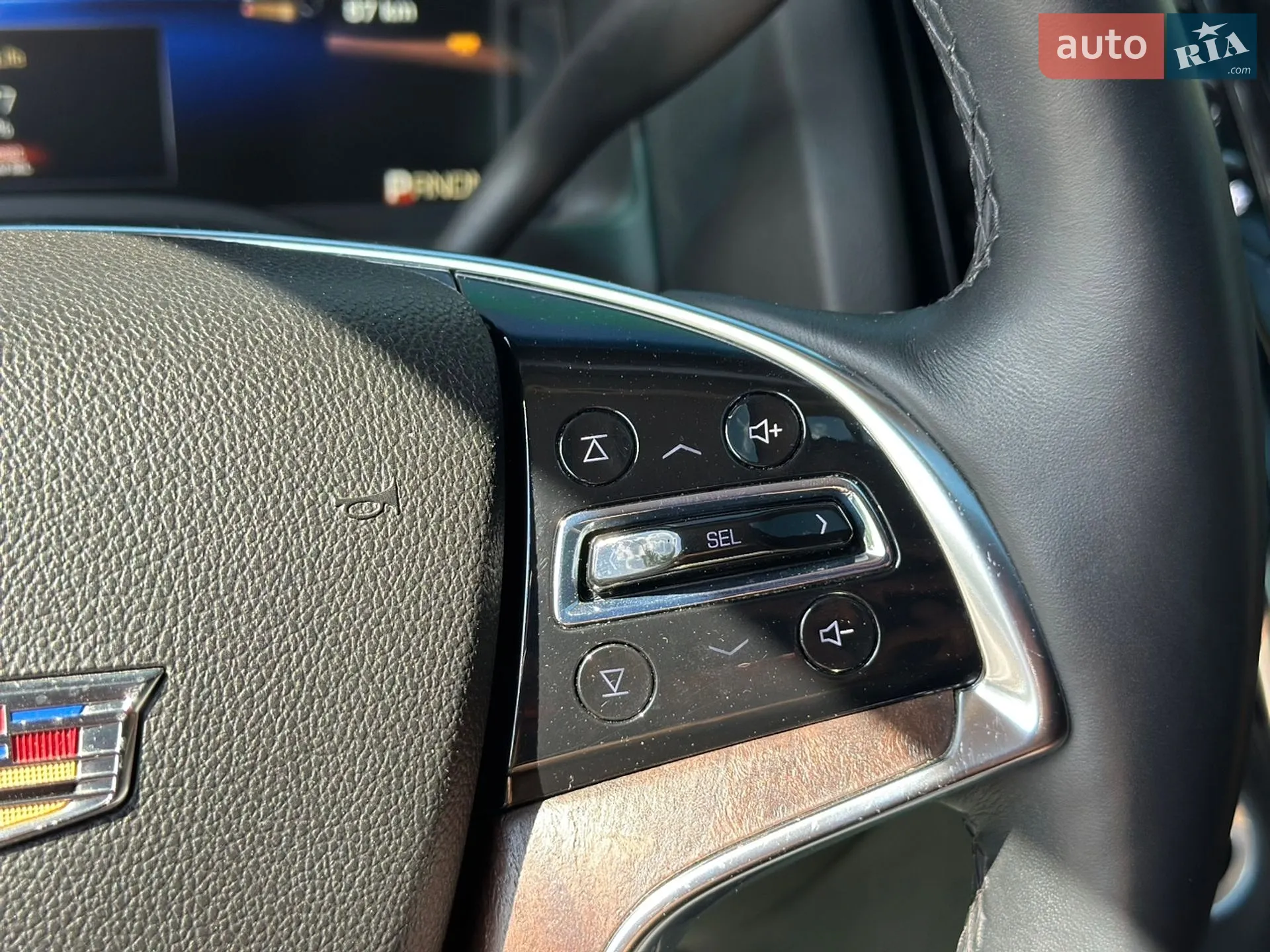 2014 Cadillac Escalade - мініатюра 25