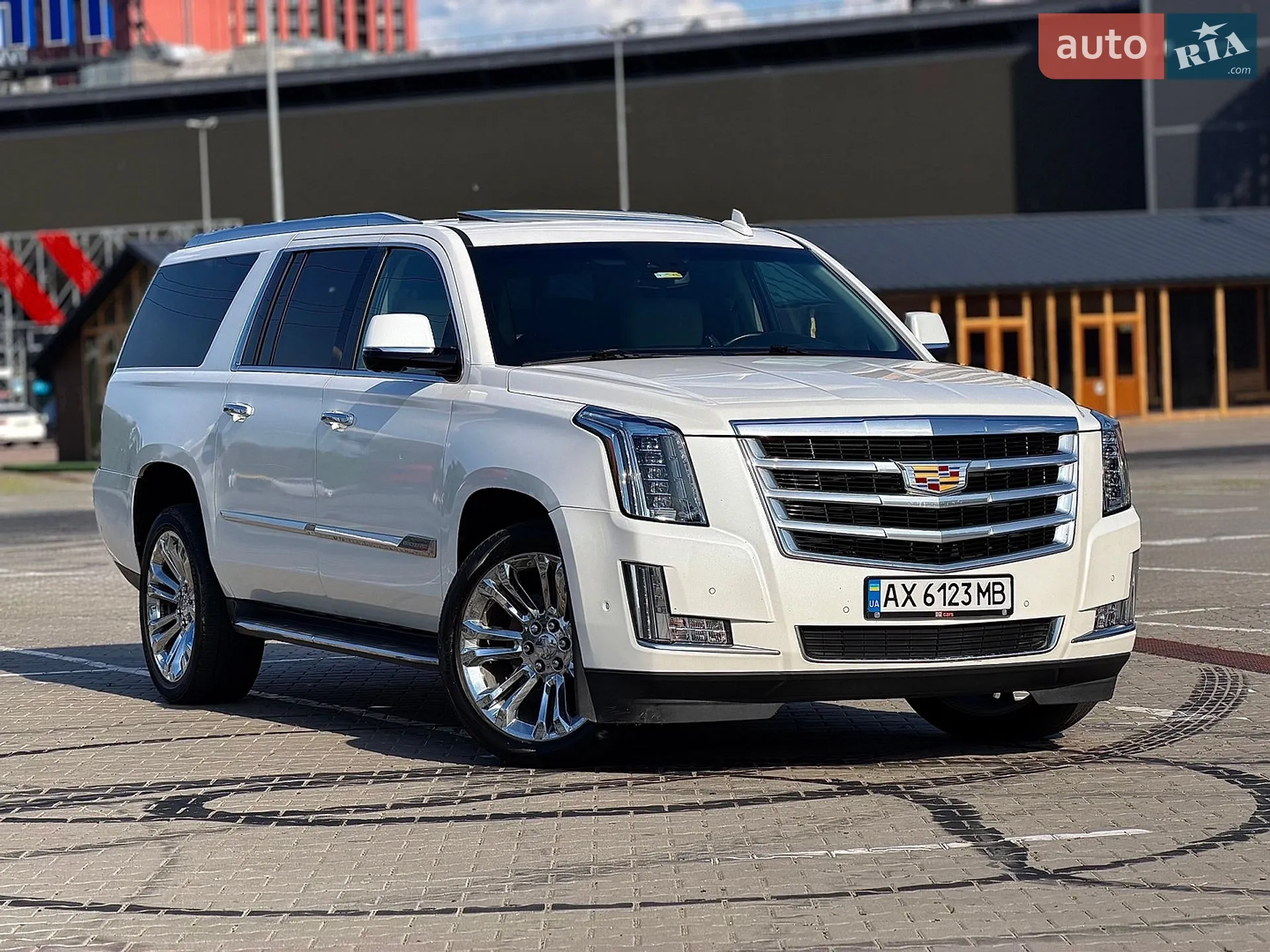 2018 Cadillac Escalade - мініатюра 2