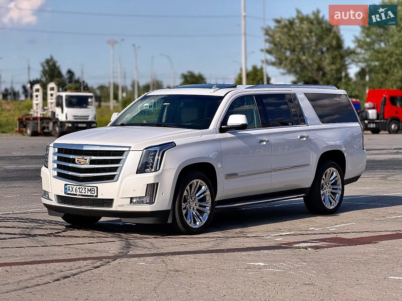 2017 Cadillac Escalade - мініатюра 29