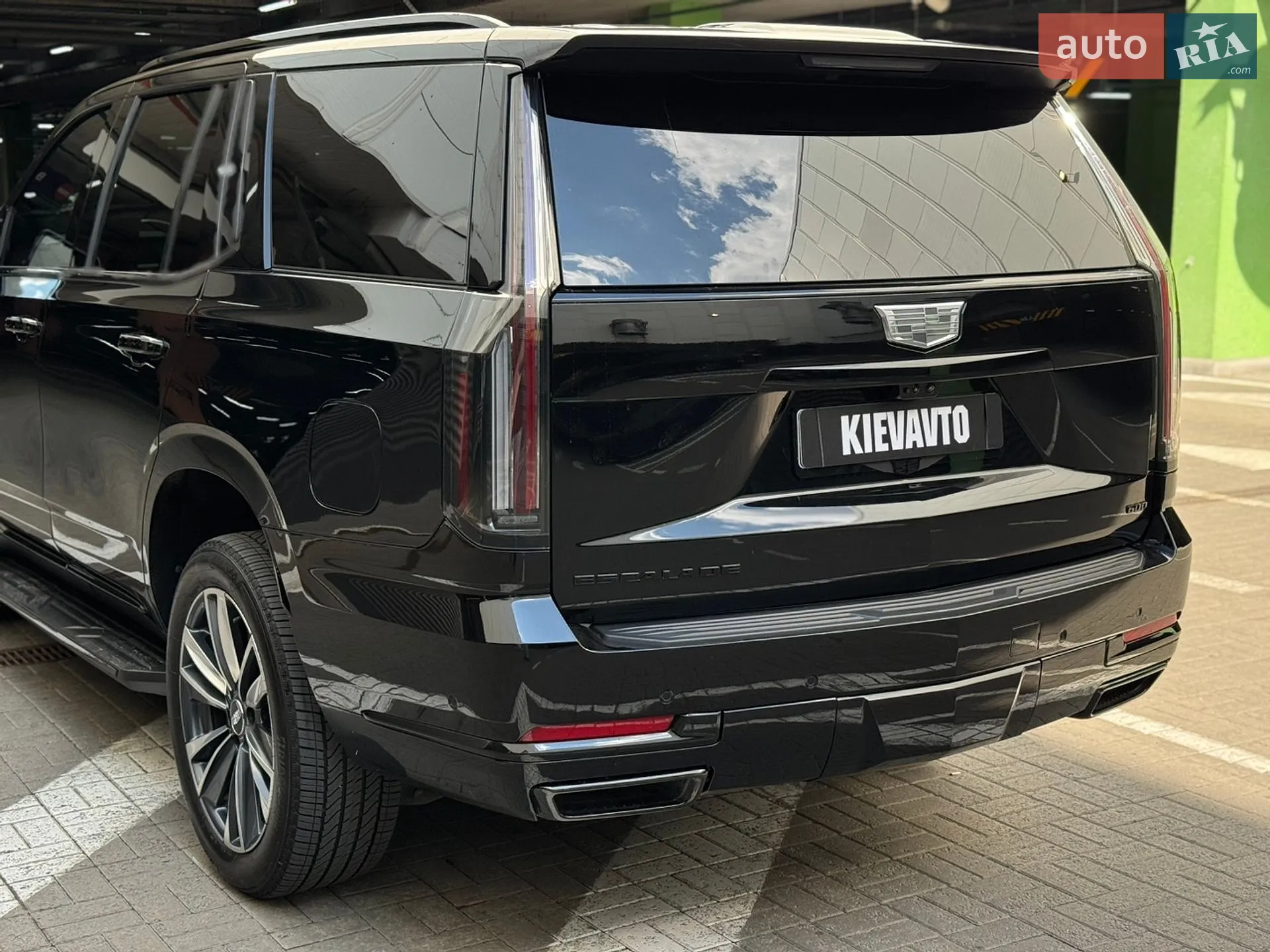 2024 Cadillac Escalade - мініатюра 16