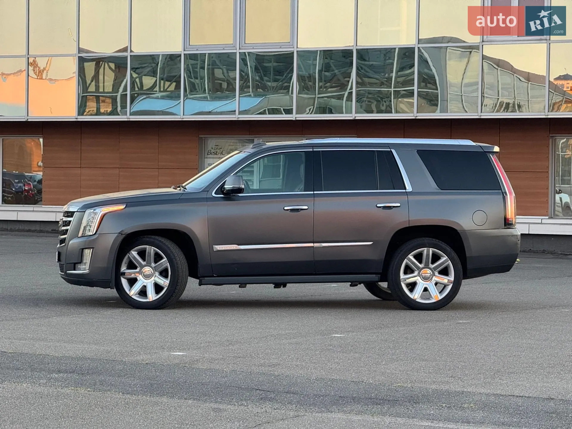 2015 Cadillac Escalade - мініатюра 3