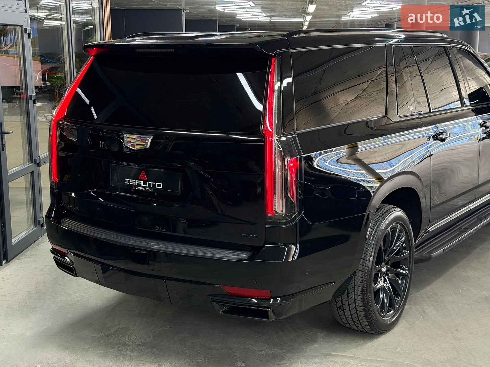 2021 Cadillac Escalade - мініатюра 16