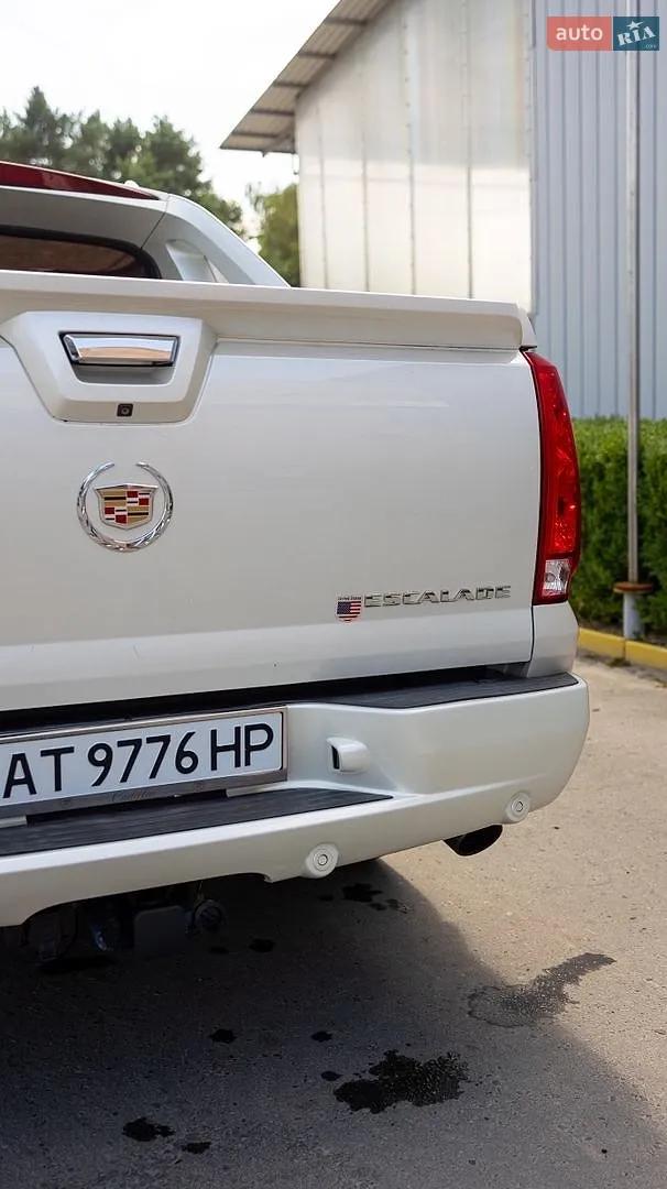 2012 Cadillac Escalade - мініатюра 9