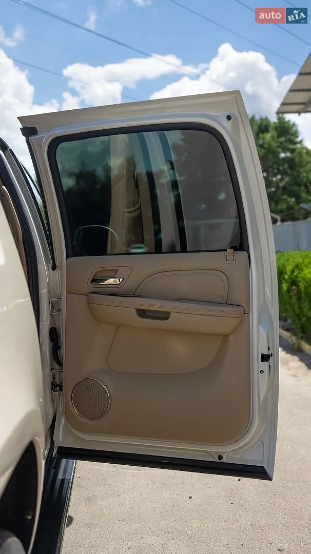 2012 Cadillac Escalade - мініатюра 34