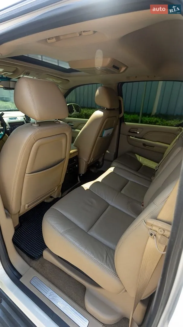 2012 Cadillac Escalade - мініатюра 50