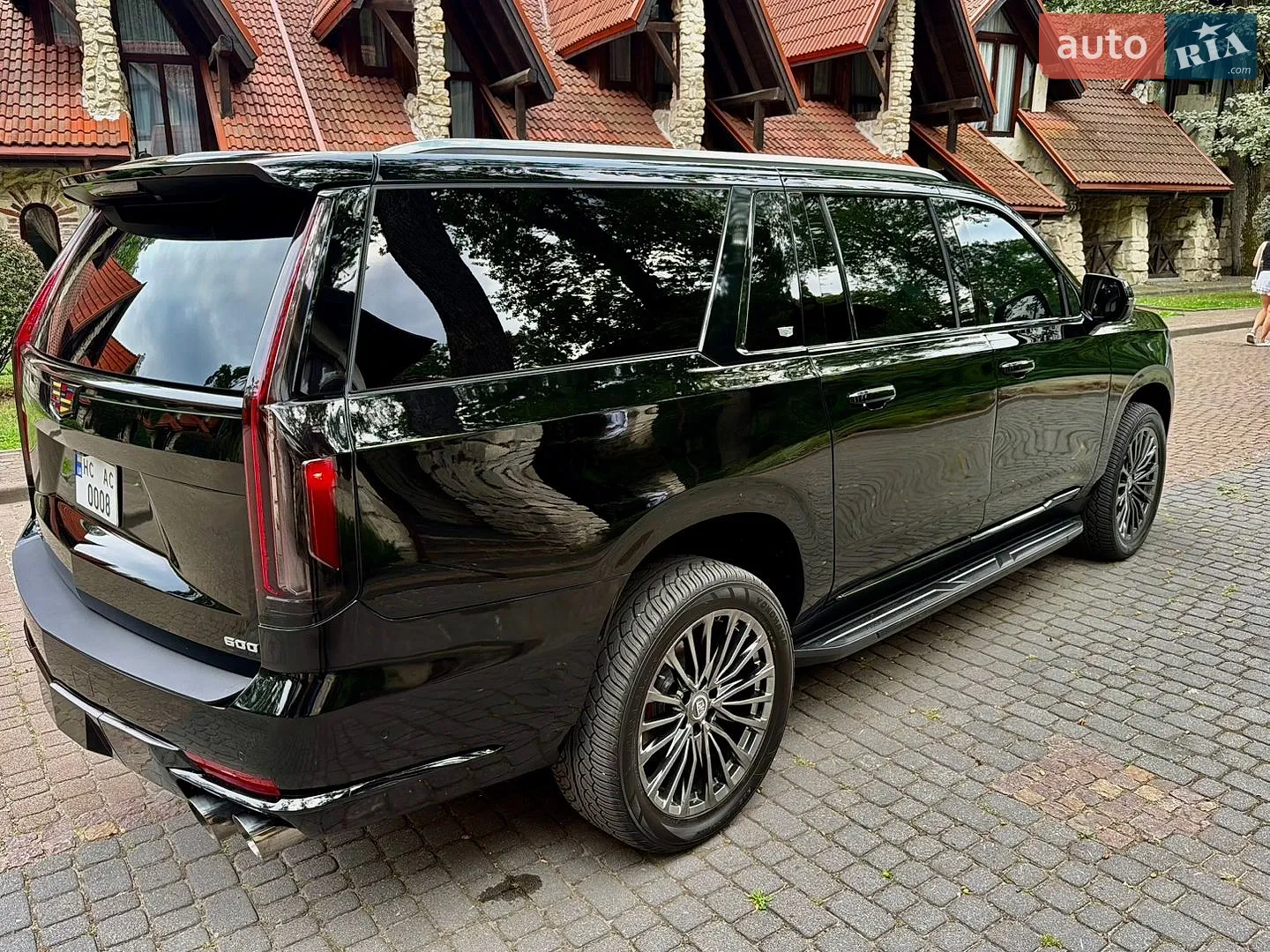 2021 Cadillac Escalade - мініатюра 21