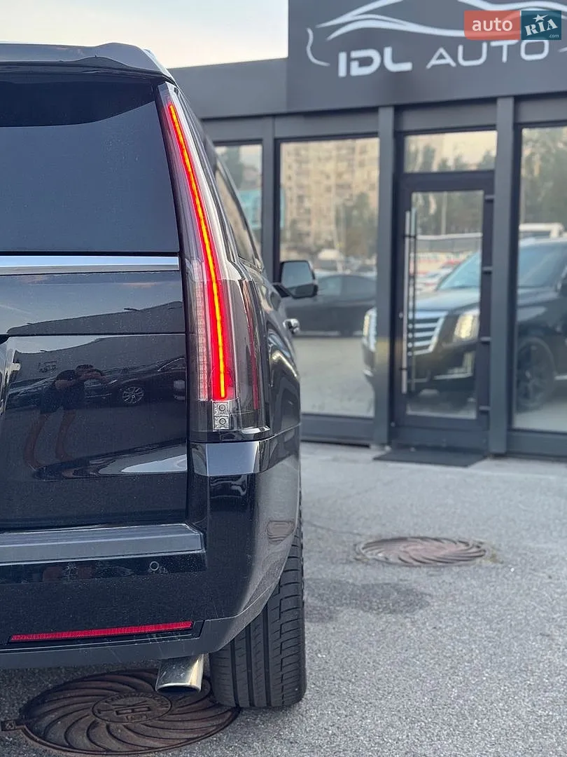 2014 Cadillac Escalade - мініатюра 8