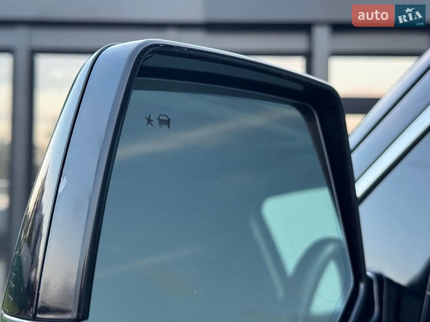 2014 Cadillac Escalade - мініатюра 11
