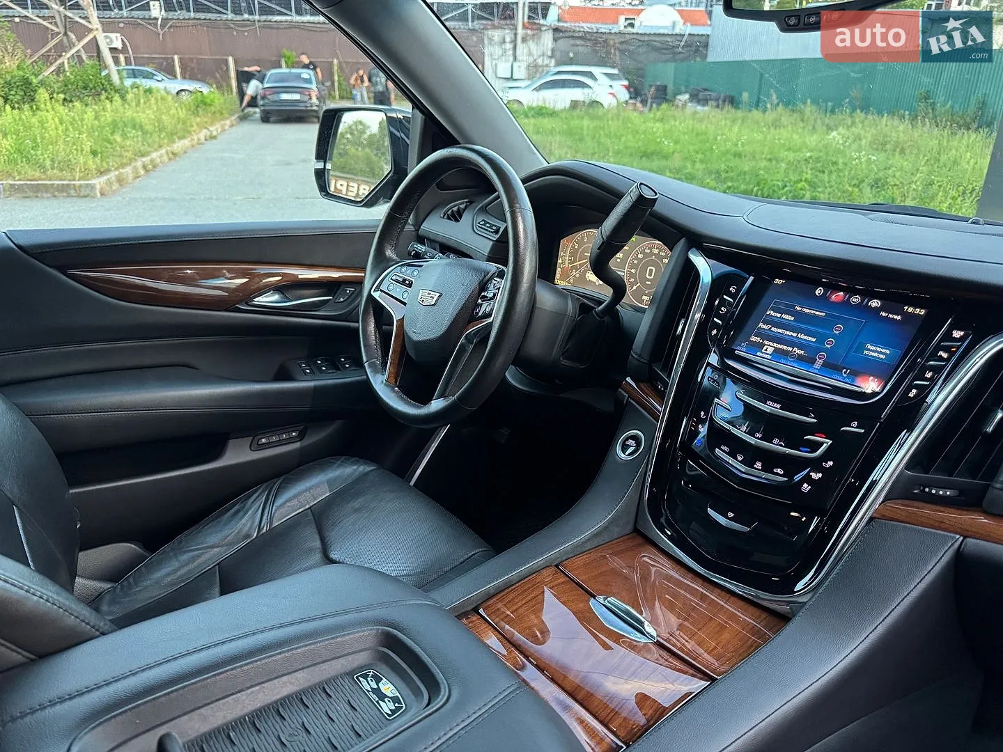 2014 Cadillac Escalade - мініатюра 23