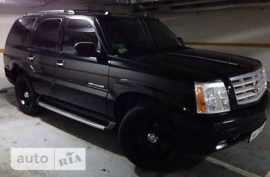 Внедорожник / Кроссовер Cadillac Escalade 2004 в 
