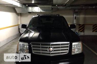 Внедорожник / Кроссовер Cadillac Escalade 2004 в 