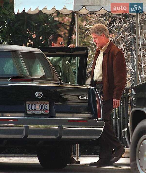 Лимузин Cadillac Fleetwood 1994 в Киеве