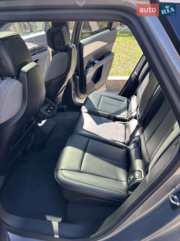 Внедорожник / Кроссовер Cadillac Lyriq 2023 в Житомире