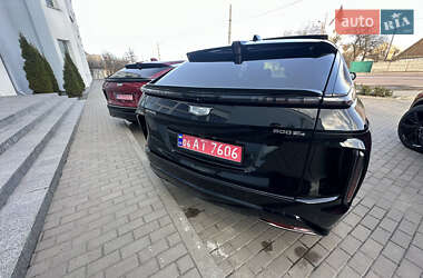Внедорожник / Кроссовер Cadillac Lyriq 2024 в 