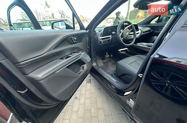 Внедорожник / Кроссовер Cadillac Lyriq 2024 в 
