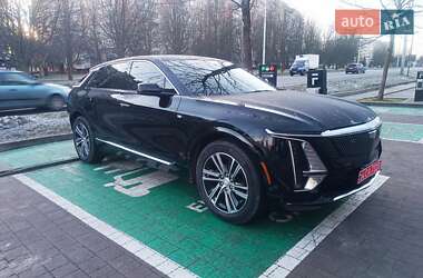 Внедорожник / Кроссовер Cadillac Lyriq 2023 в 