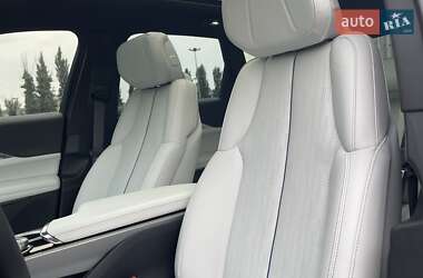 Внедорожник / Кроссовер Cadillac Lyriq 2023 в 