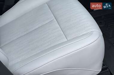 Внедорожник / Кроссовер Cadillac Lyriq 2023 в 