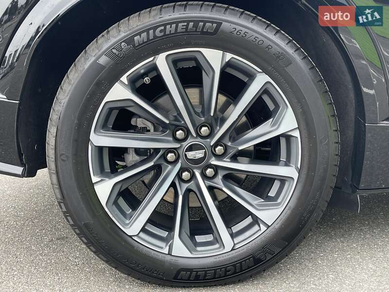 Внедорожник / Кроссовер Cadillac Lyriq 2023 в Киеве