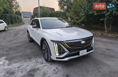 Внедорожник / Кроссовер Cadillac Lyriq 2024 в 