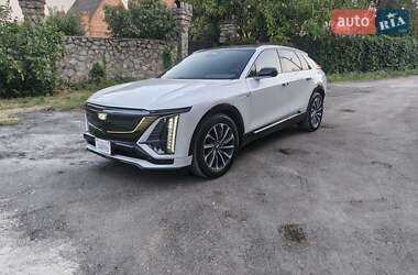 Внедорожник / Кроссовер Cadillac Lyriq 2024 в 