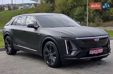 Внедорожник / Кроссовер Cadillac Lyriq 2024 в 