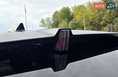 Внедорожник / Кроссовер Cadillac Lyriq 2024 в 