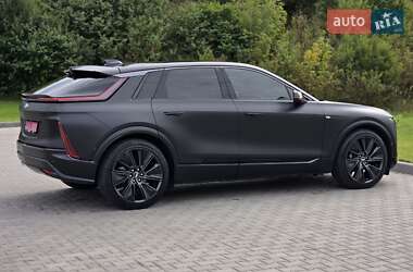 Внедорожник / Кроссовер Cadillac Lyriq 2024 в 