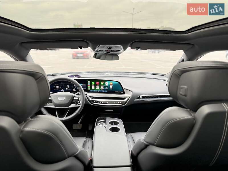 Внедорожник / Кроссовер Cadillac Lyriq 2023 в Киеве