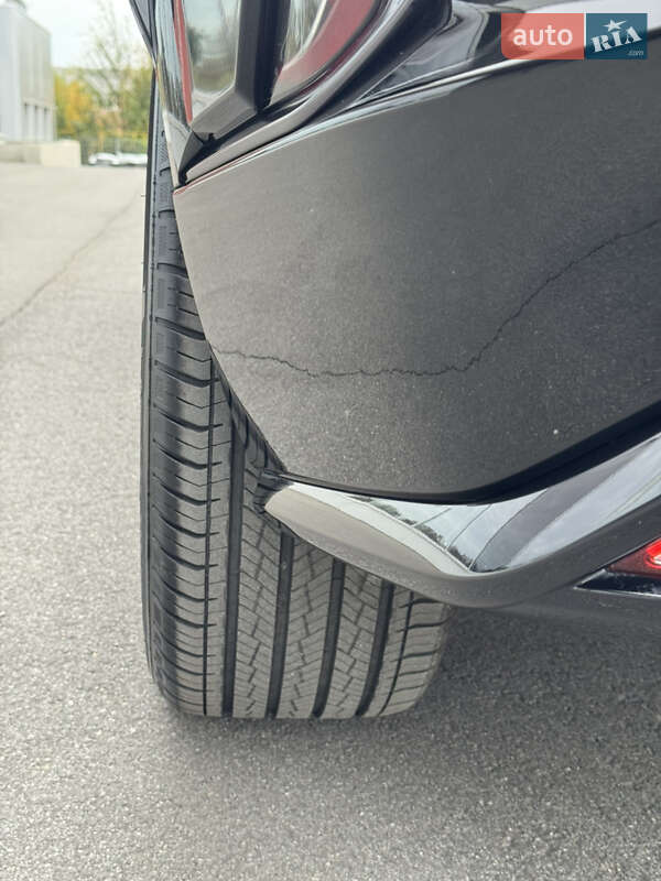 Універсал Cadillac Lyriq 2023 в Дніпрі фото 24 Універсал Cadillac Lyriq 2023 в Дніпрі