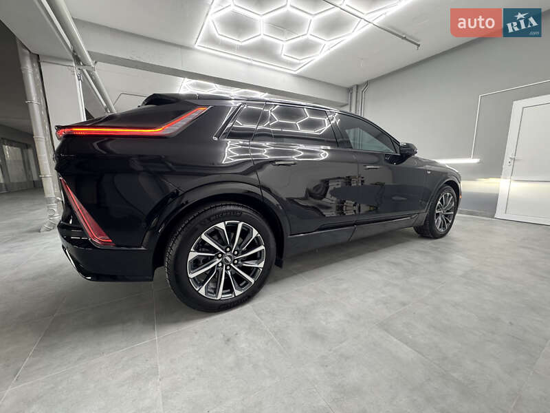 Універсал Cadillac Lyriq 2023 в Дніпрі фото 37 Універсал Cadillac Lyriq 2023 в Дніпрі