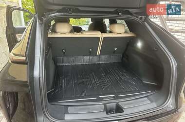 Позашляховик / Кросовер Cadillac Lyriq 2023 в 