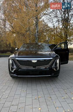 Позашляховик / Кросовер Cadillac Lyriq 2023 в Володимирі