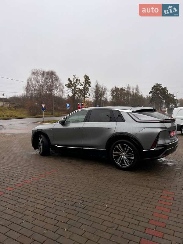 Позашляховик / Кросовер Cadillac Lyriq 2024 в Рівному