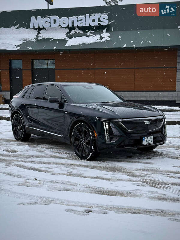 Позашляховик / Кросовер Cadillac Lyriq 2024 в Чернівцях фото 3 Позашляховик / Кросовер Cadillac Lyriq 2024 в Чернівцях