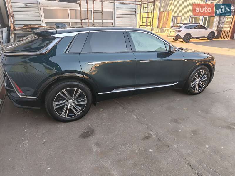 Внедорожник / Кроссовер Cadillac Lyriq 2023 в Запорожье фото 32 Внедорожник / Кроссовер Cadillac Lyriq 2023 в Запорожье