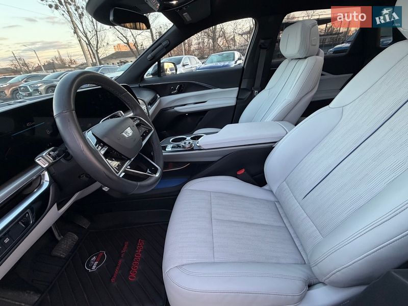 Внедорожник / Кроссовер Cadillac Lyriq 2023 в Харькове