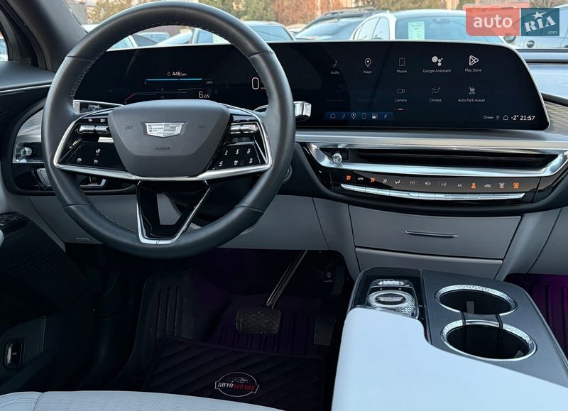 Внедорожник / Кроссовер Cadillac Lyriq 2023 в Харькове