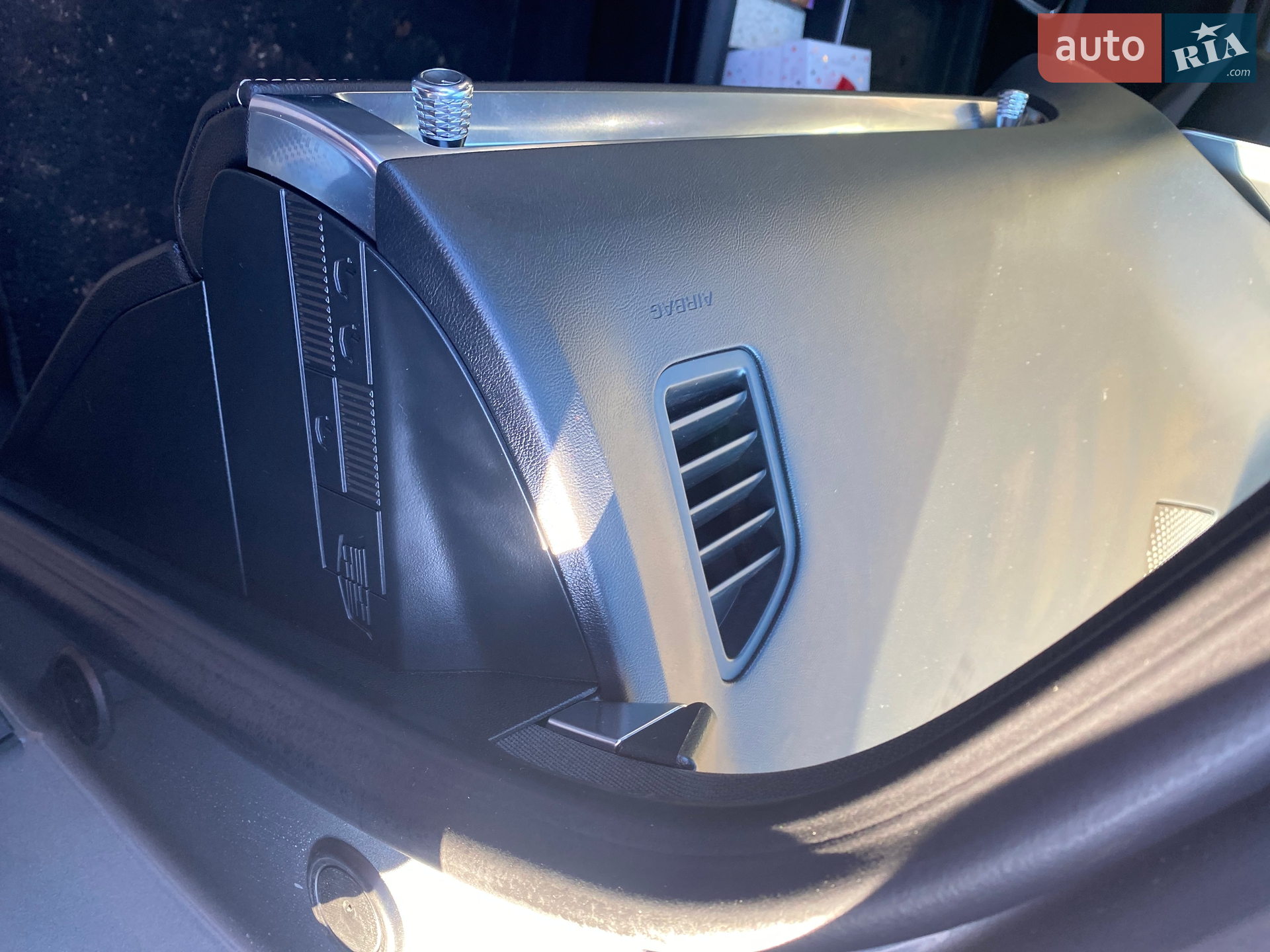 2023 Cadillac Lyriq - мініатюра 47