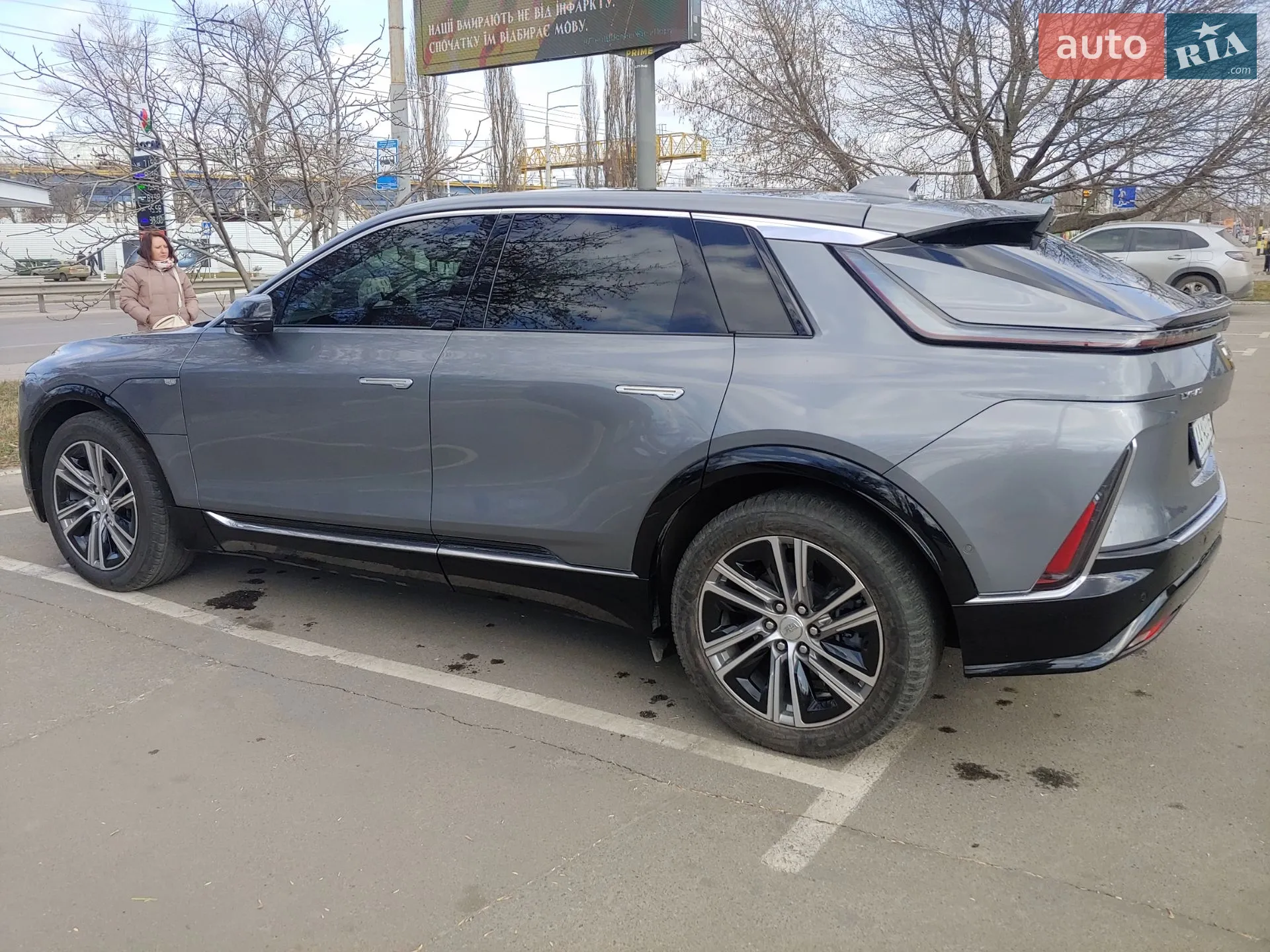 2023 Cadillac Lyriq - мініатюра 11