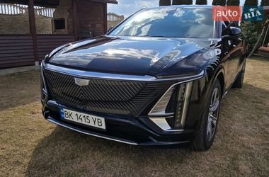 Седан Cadillac Lyriq 2024 в Ровно