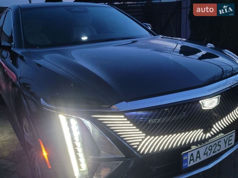 Внедорожник / Кроссовер Cadillac Lyriq 2024 в Киеве