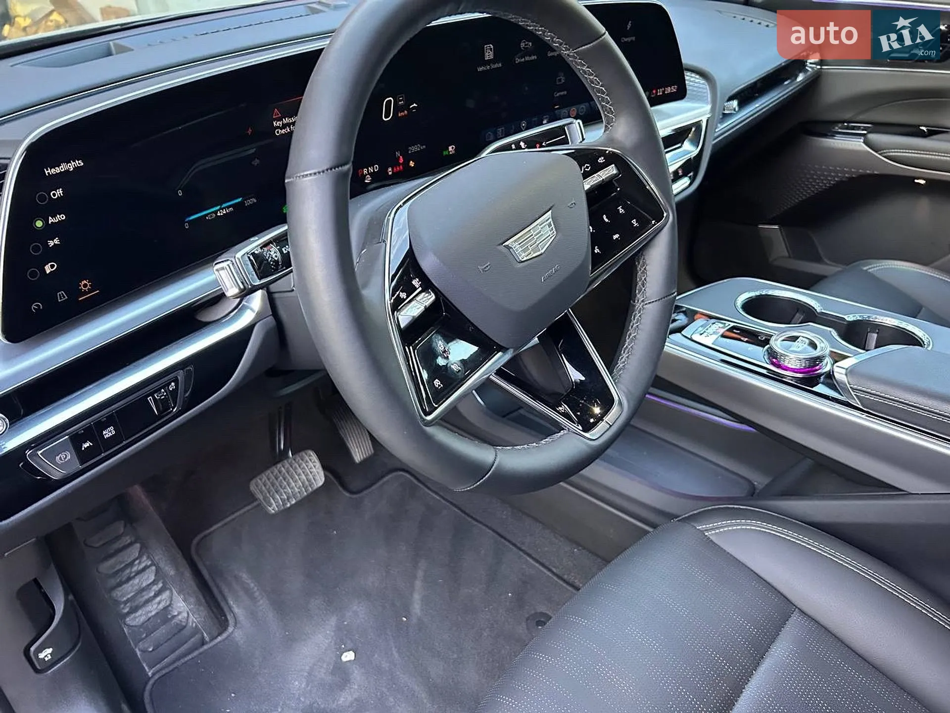 2025 Cadillac Lyriq - мініатюра 6