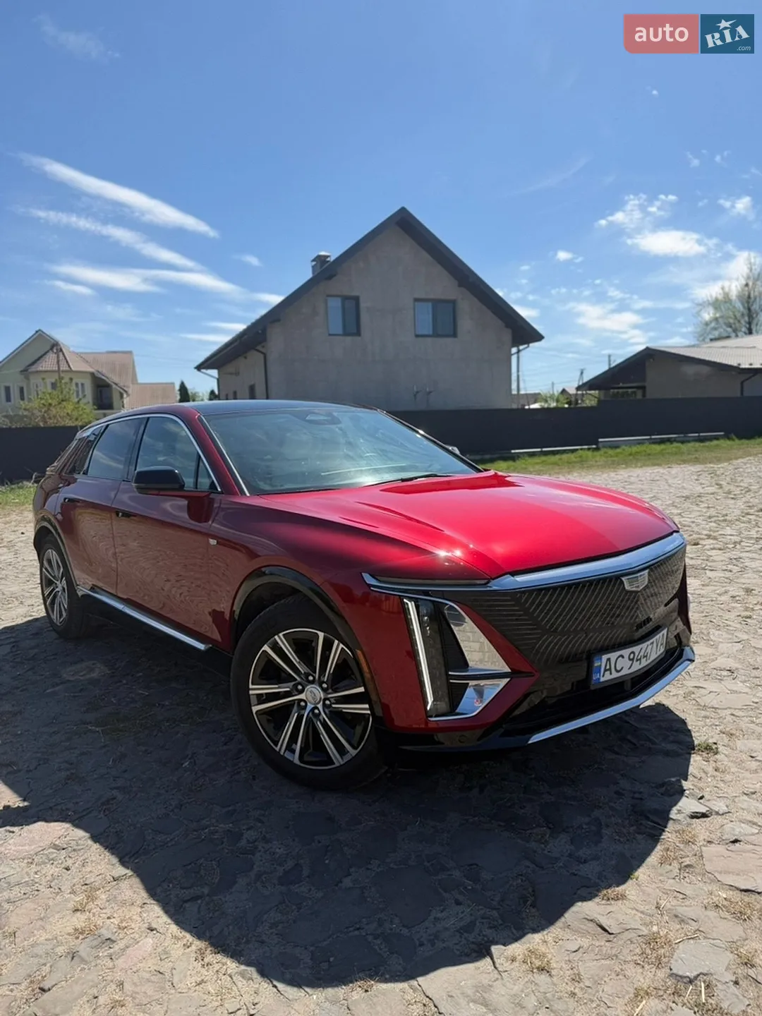 2023 Cadillac Lyriq - мініатюра 3